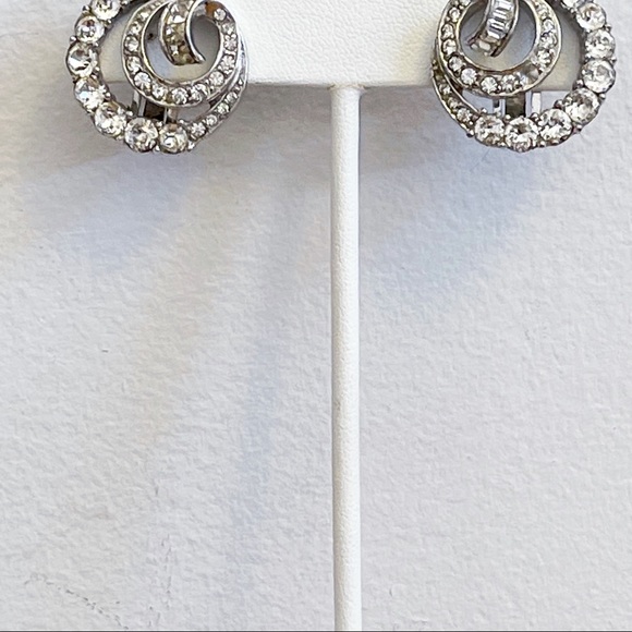 Boucher Estate Rhinestone Statement Clip Earrings - Picture 9 of 11